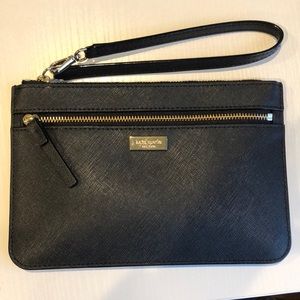 Black Kate Spade wristlet
